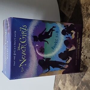 Disney The Never Girls Lot of 8-Books Set by Kiki Thorpe Fairy's World Series
